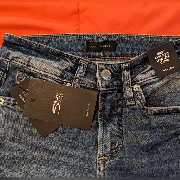 Silver Jeans Co. Size 24 Jean Capris NWT - Picture 4 of 8
